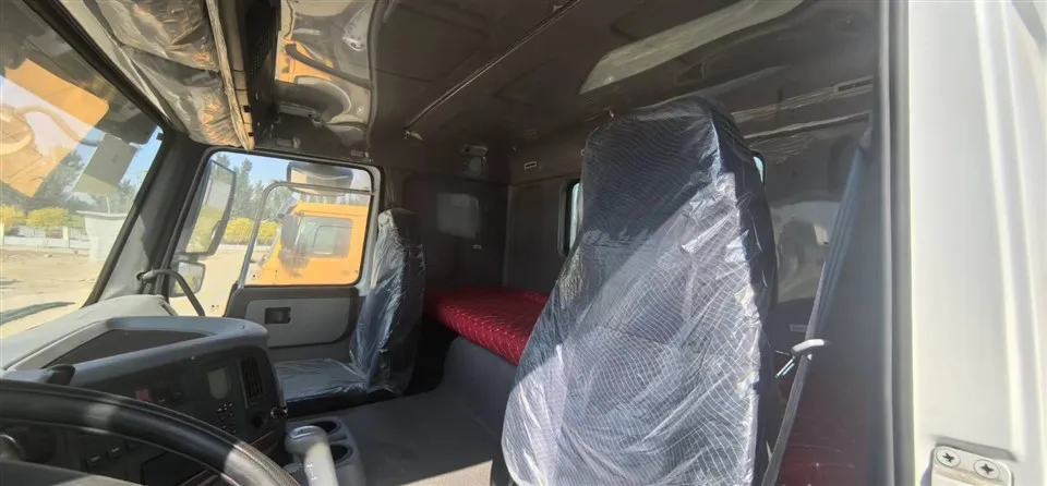 HOWO USED 375HP 10 WHEELS TRACTOR